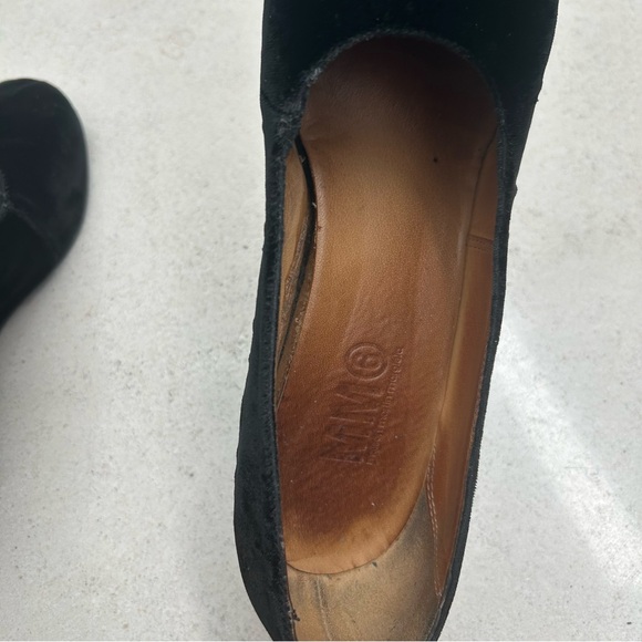 MM6 Martin Margiela Black Ostrich Embossed Velvet Wedge Shoes - Picture 12 of 12